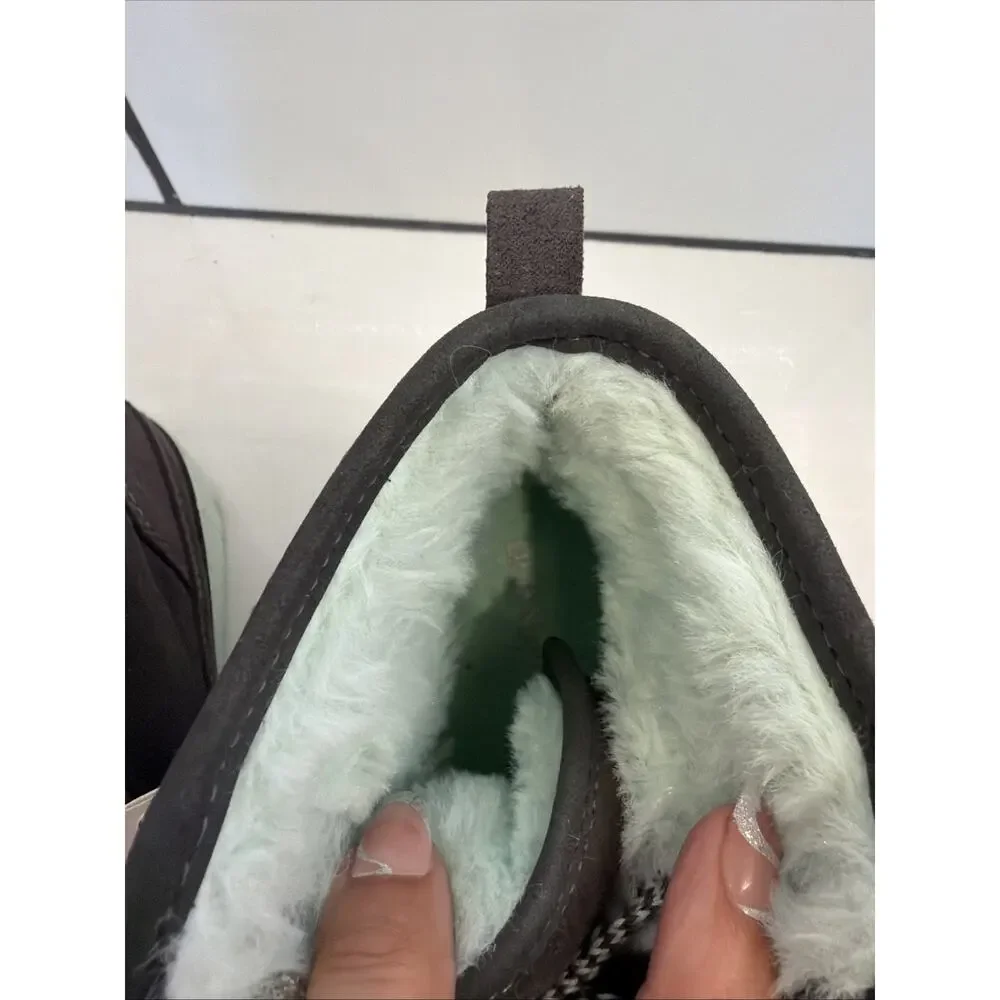 NWT Old Navy Youth Size 2 Sueded Faux-fur Lined High-Top Sneakers Grey Aqua